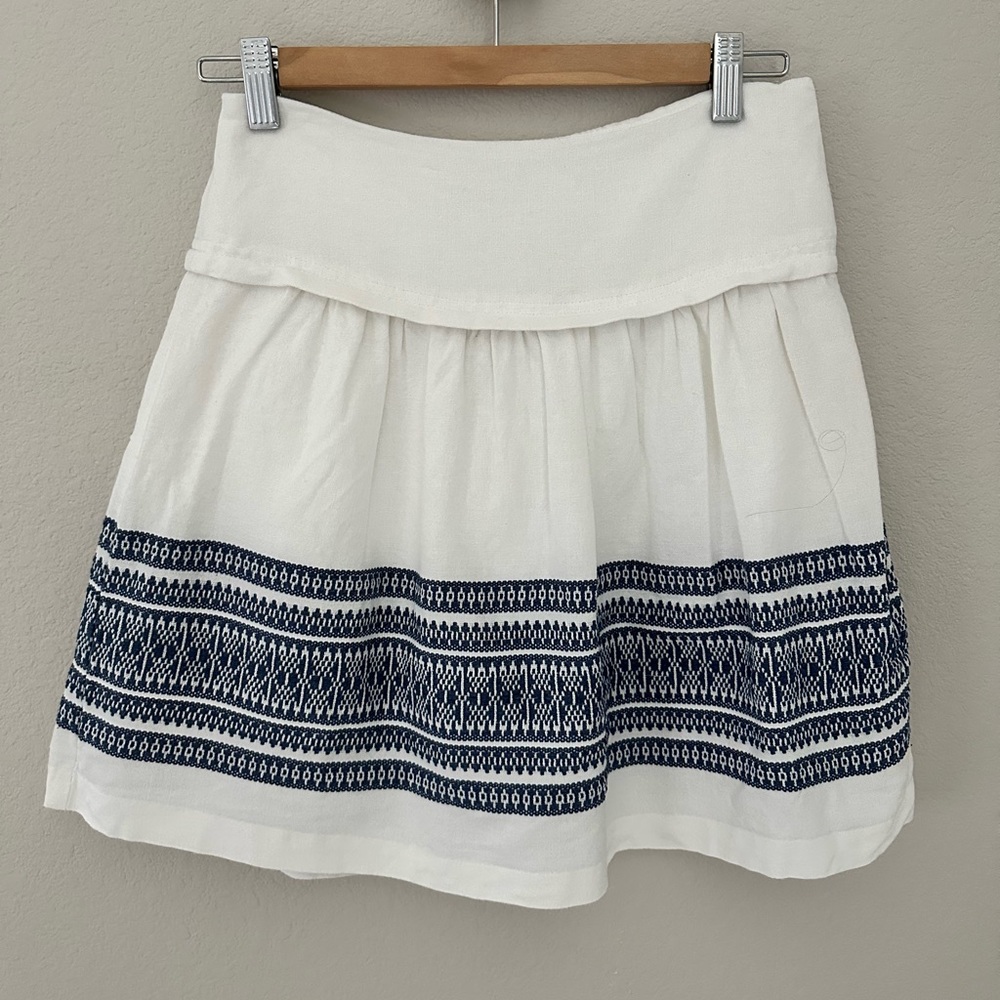 Madewell - 00 - white linen with blue detail trim